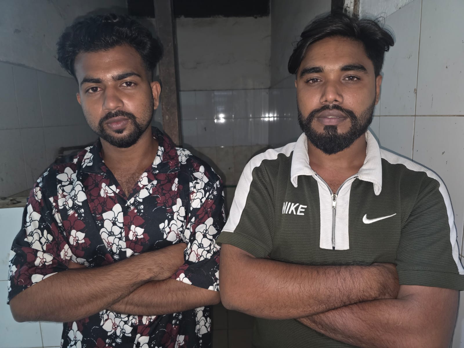 সাভারে ডিবি পরিচয়ে মুক্তিপণ আদায়ের অভিযোগ, জিয়া প্রজন্ম দলের নেতাসহ গ্রেপ্তার ২