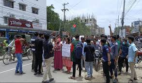 ব্রাহ্মণবাড়িয়ায় ছাত্রলীগ ও আন্দোলনকারীদের পাল্টাপাল্টি ধাওয়া