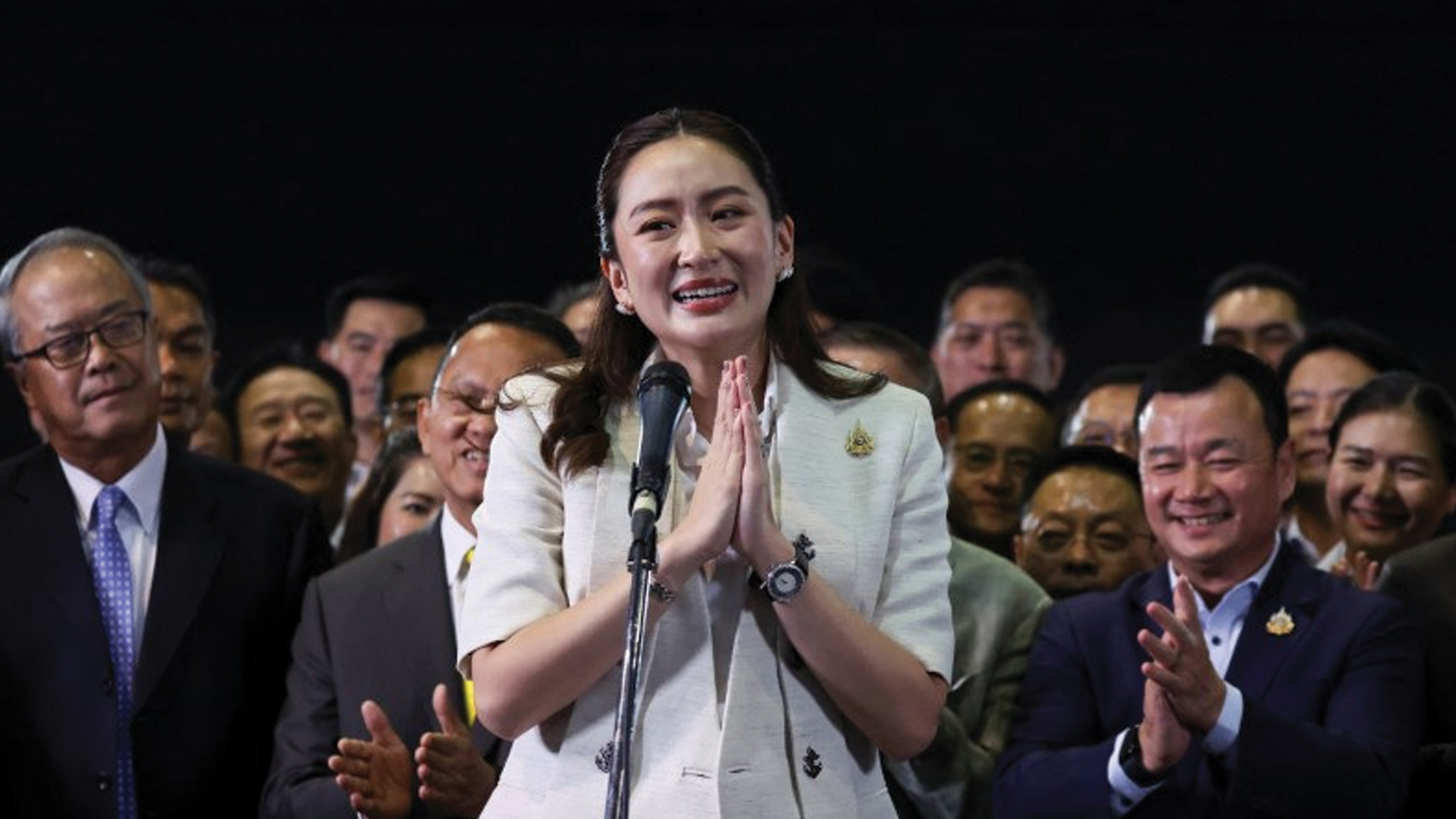 মাত্র ৩৭ বছর বয়সেই থাইল্যান্ডের  প্রধানমন্ত্রী পেতংতার্ন