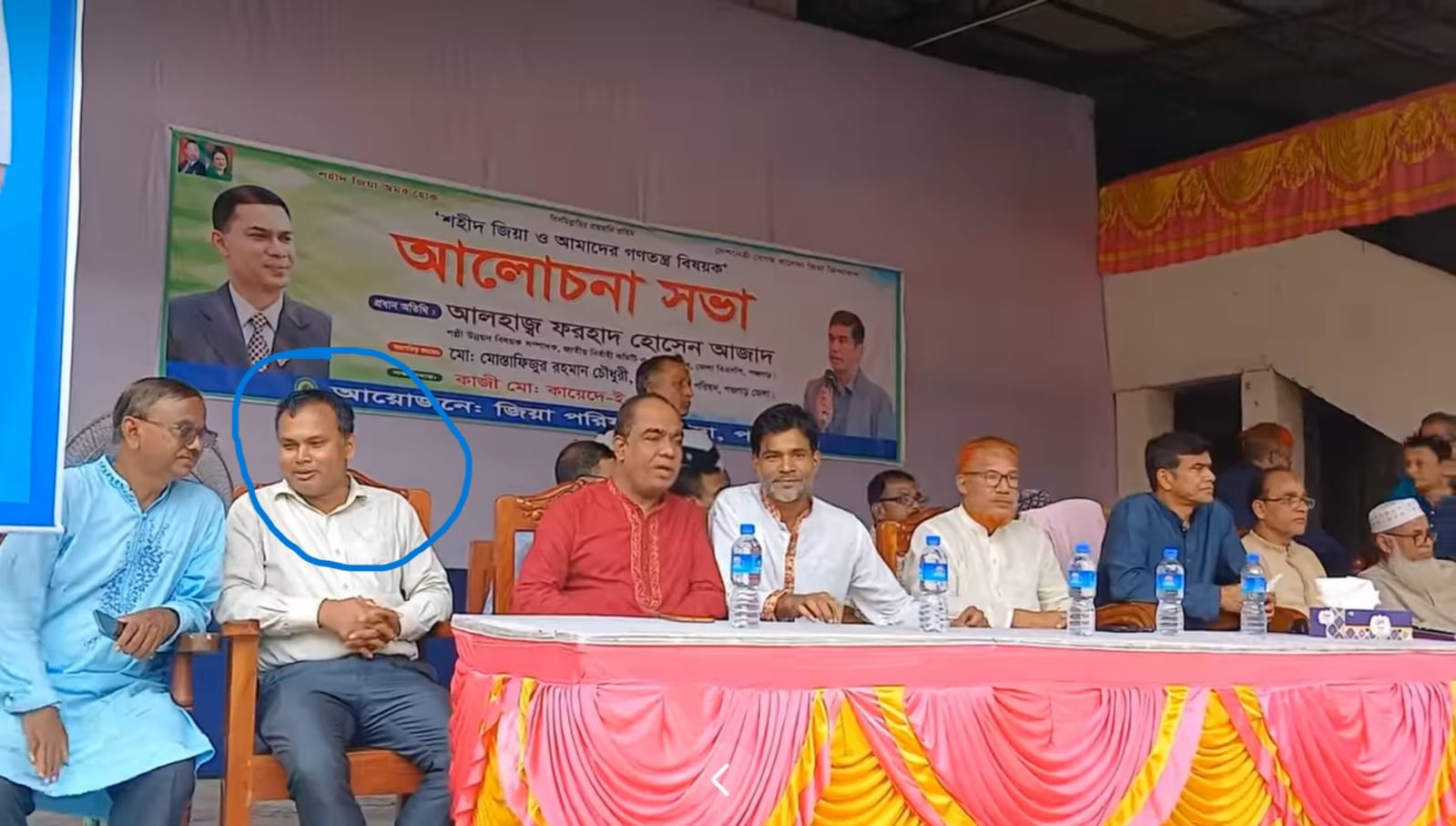 পঞ্চগড়ে উত্তর জিয়া আমাদের গণতন্ত্র বিষয়ক ও পরিস্থিতির সামনের উপজেলা প্রাথমিক শিক্ষা আধিকারিক