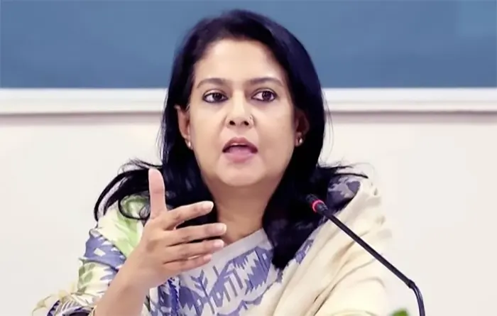 &lsquo;সেফ এক্সিট&rsquo; মন্তব্যে তোপ রিজওয়ানার: &ldquo;নাহিদকেই পরিষ্কার করতে হবে&rdquo;