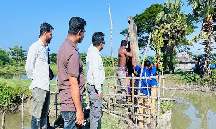 Two illegal fish enclosures demolished in Rangabali