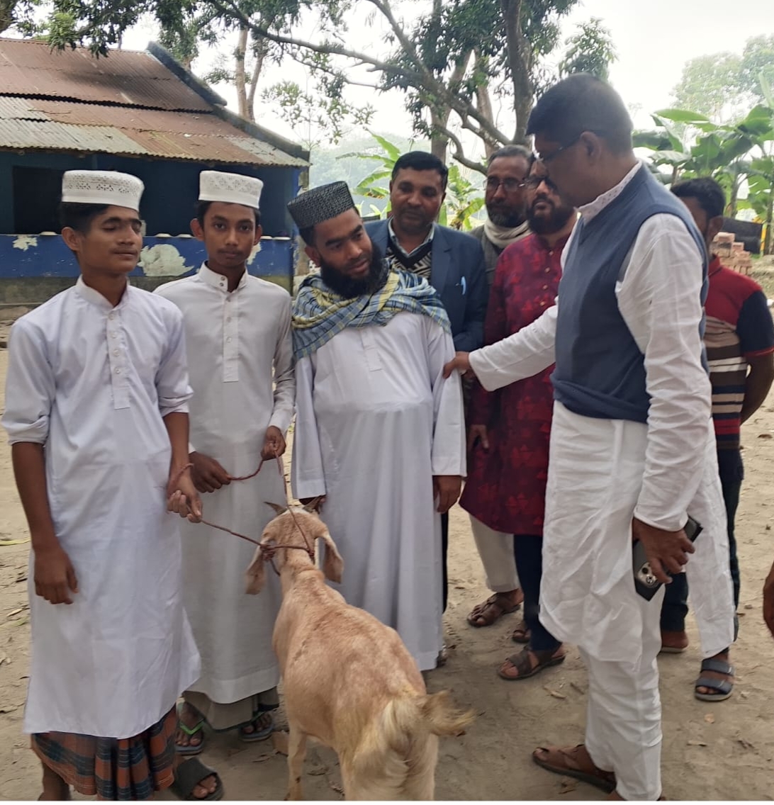 খালেদা জিয়ার সুস্থতা কামনায় কেশবপুরে জানের ছাদগারের জন্য খাসি কুরবানী