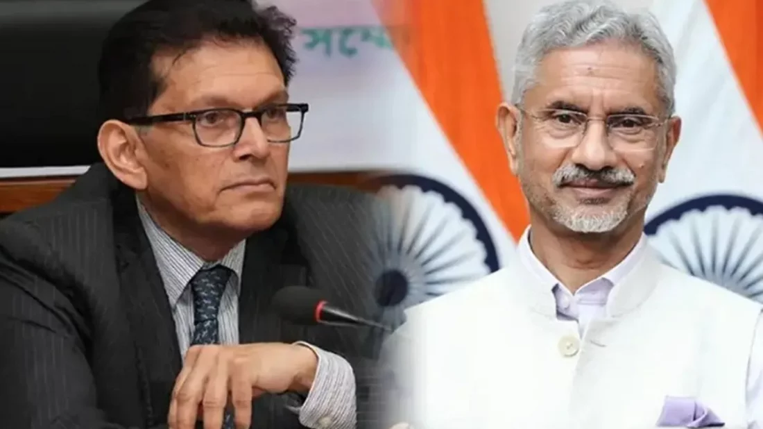 দিল্লি সফর শেষে একই বিমানে মরিশাস যাচ্ছেন খলিল-জয়শঙ্কর