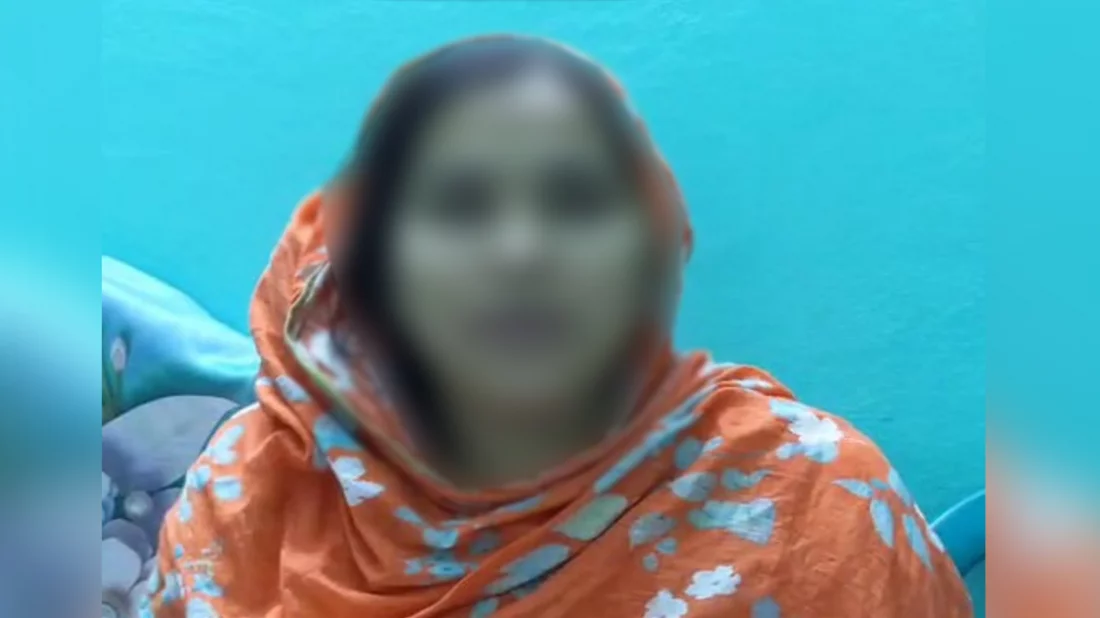 পরকীয়া প্রেমিকের সহায়তায় শ্বশুরবাড়িতে ডাকাতির অভিযোগ, গ্রেপ্তার প্রবাসীর স্ত্রী