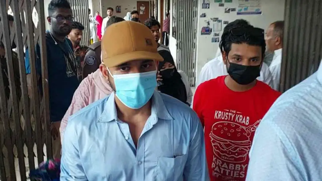 স্ত্রী ইকরার মৃত্যুর মামলায় কারাগারে অভিনেতা জাহের আলভী