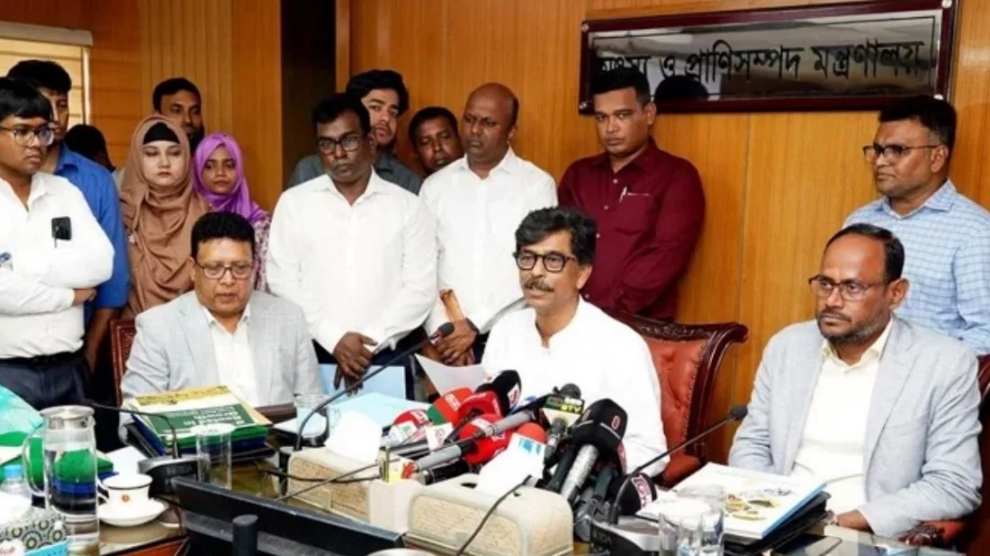 দেশীয় এভিয়ান ইনফ্লুয়েঞ্জা ও গোটপক্সের ভ্যাকসিন যাচ্ছে খামারি পর্যায়ে