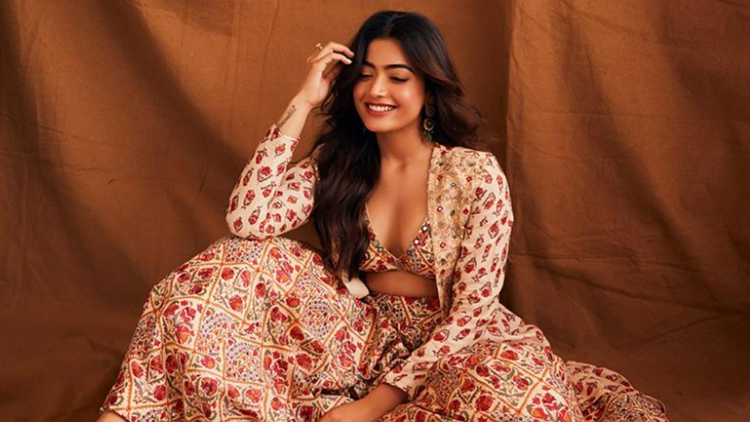 নিতম্বে চোট পেয়ে এক মাসের বিরতি, শিগগিরই শুটিংয়ে ফিরছেন রাশ্মিকা