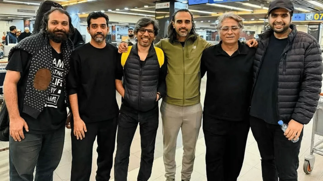 Kavish returns to Dhaka after 10 months, accompanied by Shironamhin and Meghdol.
